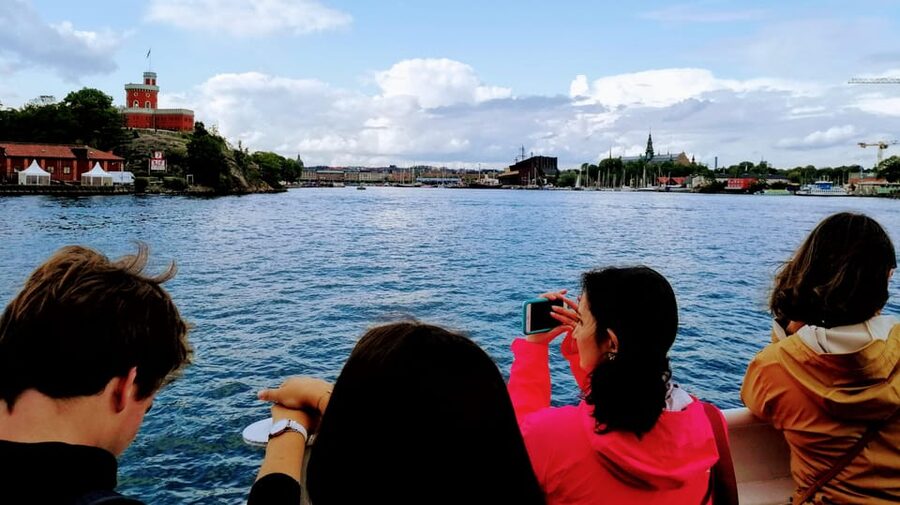 Stockholm: Old Town Walking Tour and the Vasa Museum - Meeting the Vasa warship