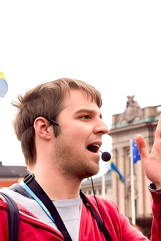 Stockholm: Old Town Walking Tour with Local Guide - The House of Nobility and Riddarholmen