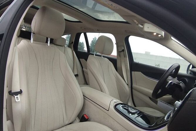 Stockholm Port to Stockholm hotels - Arrival Private Transfer - What the strongest service moments tell you
