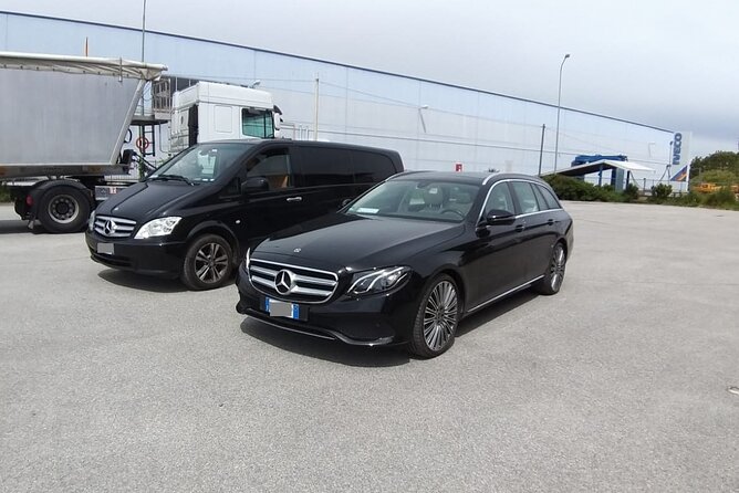 Stockholm Port to Stockholm hotels - Arrival Private Transfer - A private vehicle for families and larger parties