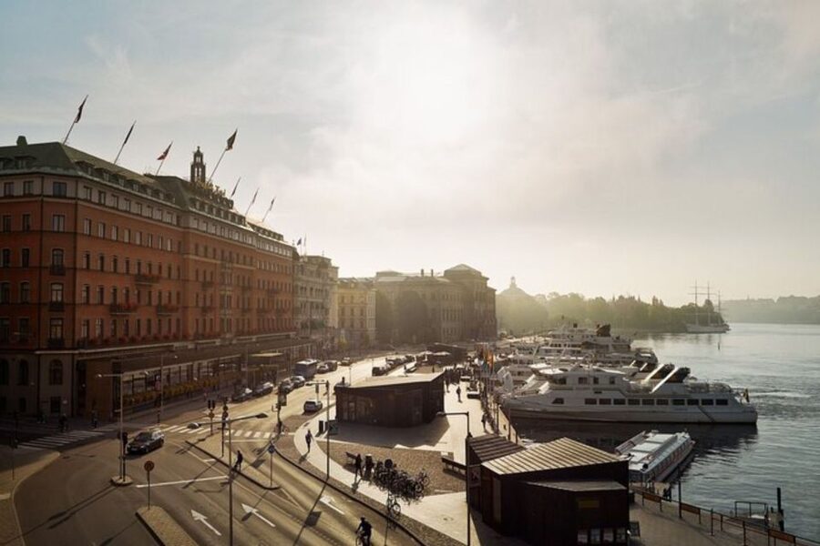 Stockholm: Private Custom Walking Tour With A Tour Guide - Why a custom Stockholm walk can be a smart first step