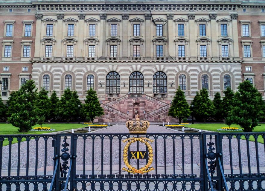 Stockholm Royal Palace Museums Gamla Stan Skip-the-line Tour - Is $241 per person a fair price?