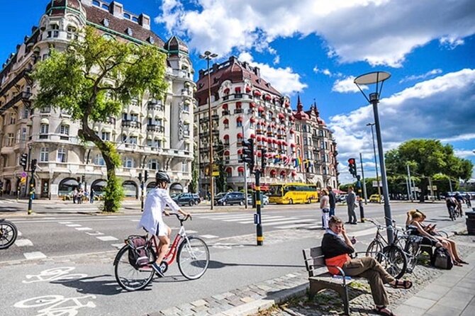 Stockholm's Best Bike Tour! - Stockholm by bike in three useful hours