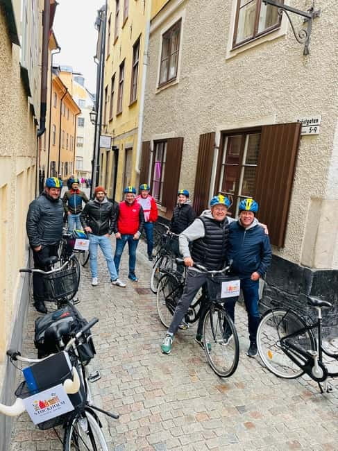 Stockholm's Best Bike Tour! (English / Deutsch) - Why a bike is a smart way to see Stockholm