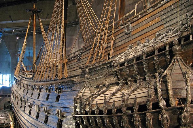 Stockholm's Old Town & Vasa Museum Private Walking Tour - Walking the old lanes of Prästgatan