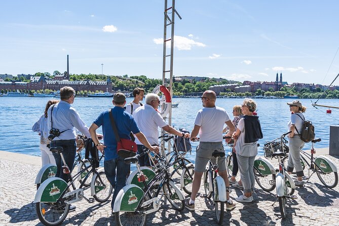 Stockholm’s Urban Treasures Private Bike Tour - The Royal Palace and the final return