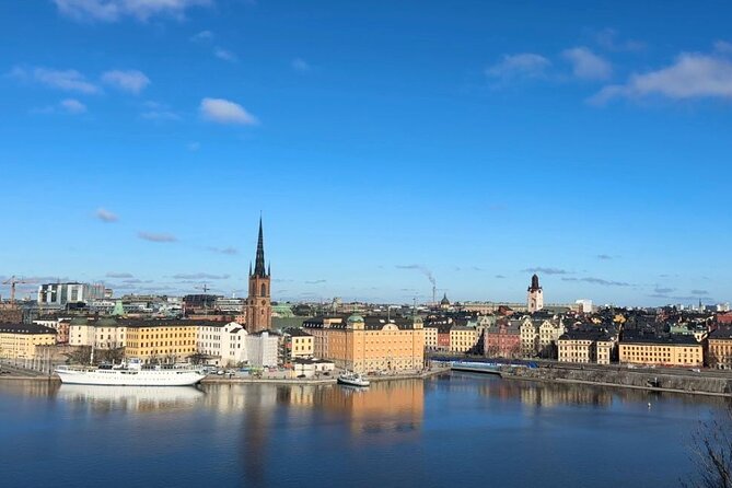Stockholm Small Group Food Tour with 7 Classic Food Tastings - The walking, weather, and food realities