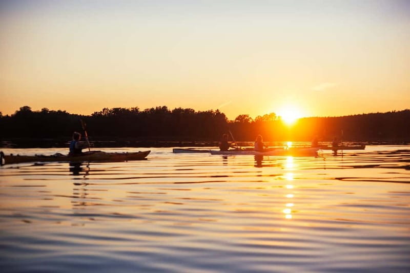 Stockholm: Sunset Archipelago Kayaking & Toast on the Water - Starting with the 15-minute safety briefing