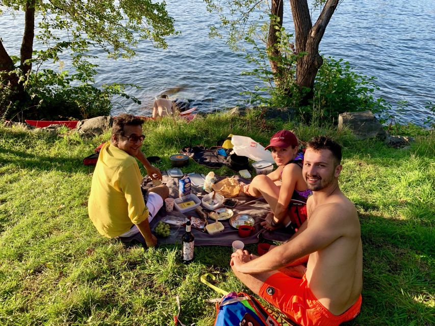Stockholm: Sunset Kayak Tour in the City + Swedish Fika - Who will enjoy this tour most?