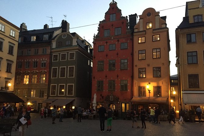 Stockholm Top attractions all-inclusive Gran Tour - Stortorget explains Old Town’s darker side
