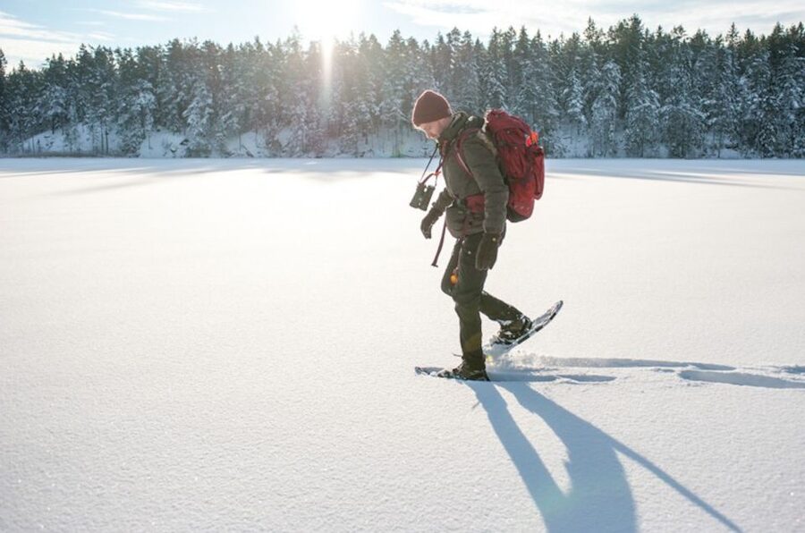 Stockholm: Winter Snowshoe Full-Day Hike - Lunch beside the fire