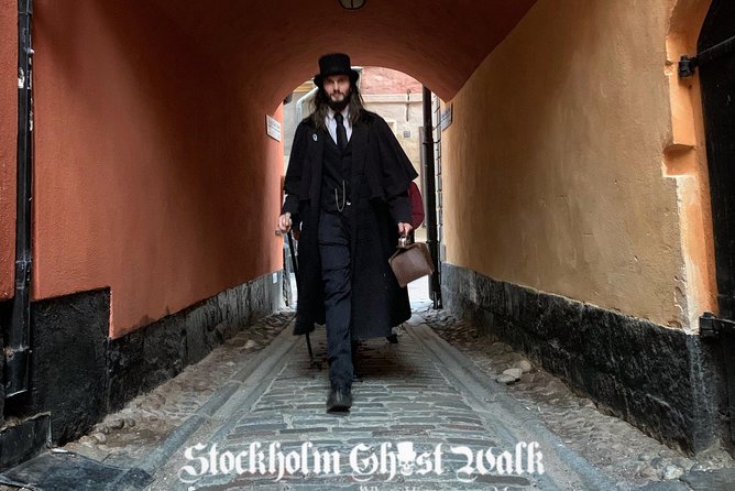 The Original Stockholm Ghost Walk and Historical Tour - Gamla Stan - The stories: murders, plague, executions, and legends