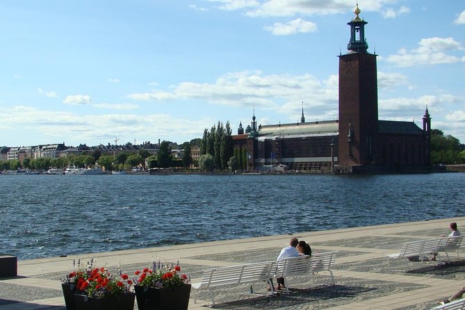 The Story of Stockholm and Sweden in Three Chapters, a Small Group Walking Tour - Why this two-hour walk works well
