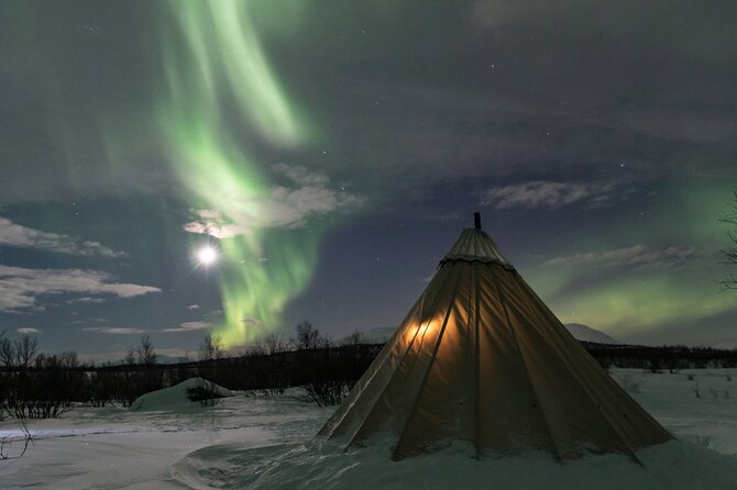 The Ultimate Aurora Photo Adventure - The teepee, fire, and the waiting game