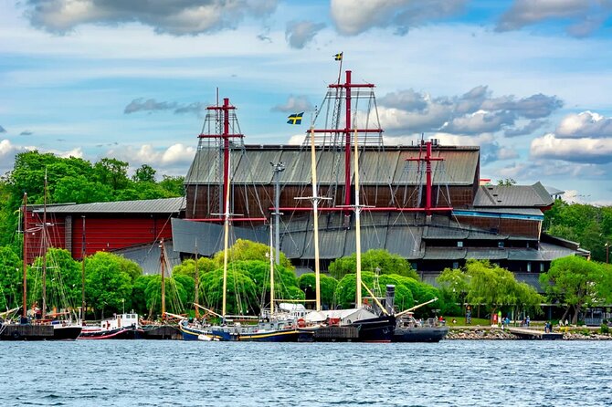 Vasa Museum Guided Tour in Stockholm - Entering the museum at 10:00 am
