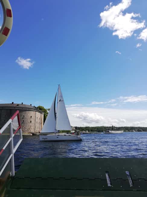 Vaxholm & Stockholm Archipelago: Guided Excursion, Day Trip - Fika by the seaside
